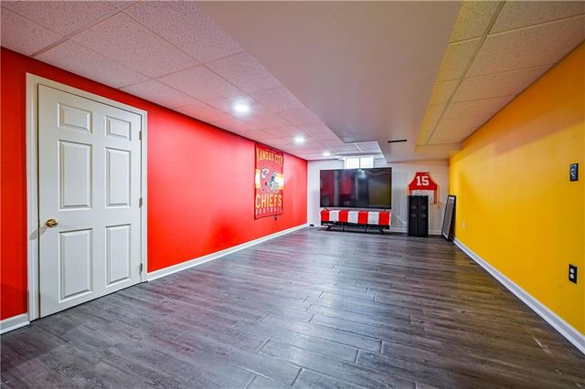 8200 Wood Avenue, Kansas City, KS 66112