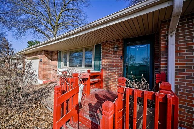8200 Wood Avenue, Kansas City, KS 66112