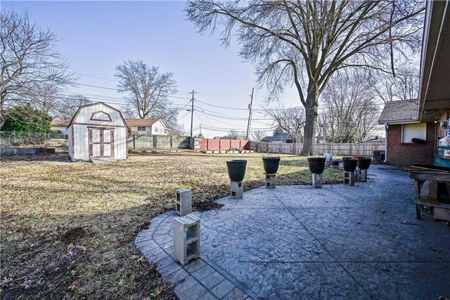 8200 Wood Avenue, Kansas City, KS 66112