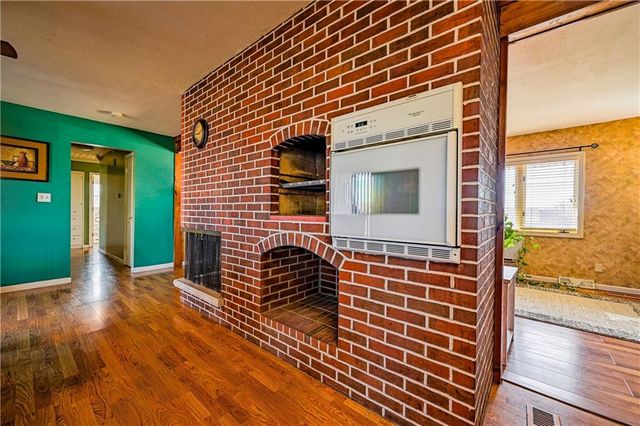 8200 Wood Avenue, Kansas City, KS 66112