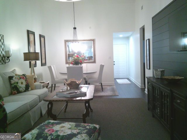 306 Oak Center Place, Valdosta, GA 31602