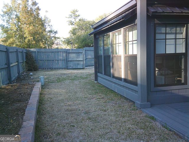 306 Oak Center Place, Valdosta, GA 31602