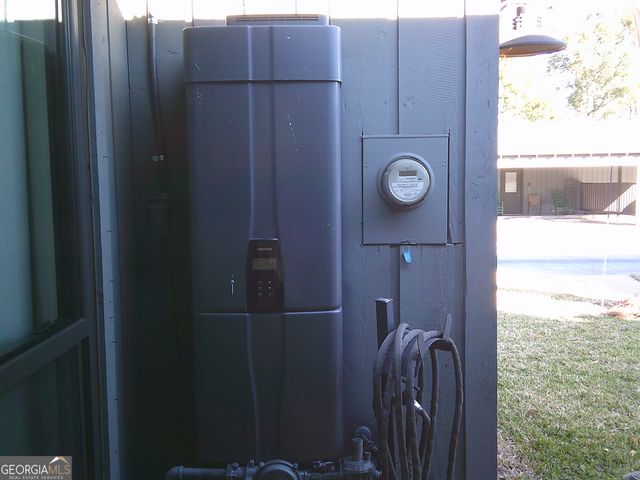 306 Oak Center Place, Valdosta, GA 31602