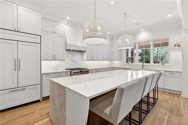 524 Bryn Mawr NW Lane, Atlanta, GA 30327