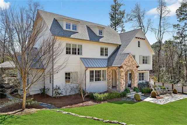 524 Bryn Mawr NW Lane, Atlanta, GA 30327