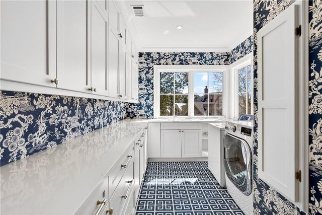 524 Bryn Mawr NW Lane, Atlanta, GA 30327