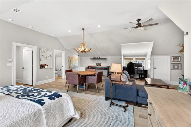 524 Bryn Mawr NW Lane, Atlanta, GA 30327