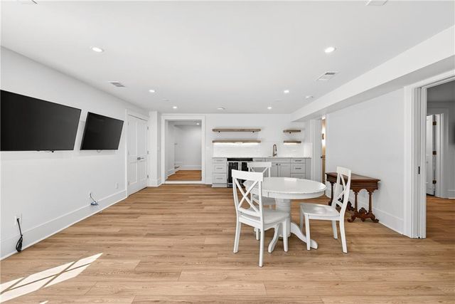 524 Bryn Mawr NW Lane, Atlanta, GA 30327