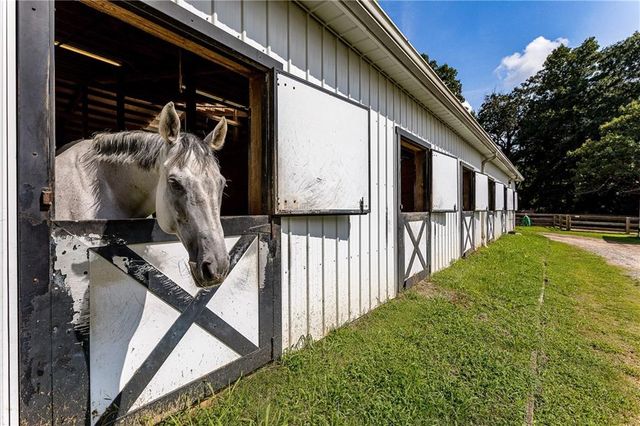 524 Bryn Mawr NW Lane, Atlanta, GA 30327