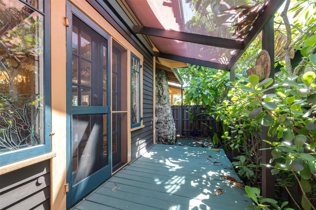 109 S WESTLAND AVENUE, Tampa, FL 33606