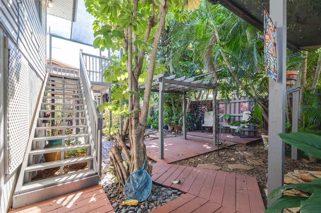 109 S WESTLAND AVENUE, Tampa, FL 33606