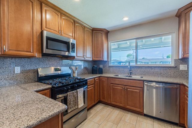 43 Saint Brendan Way, Salinas, CA 93906