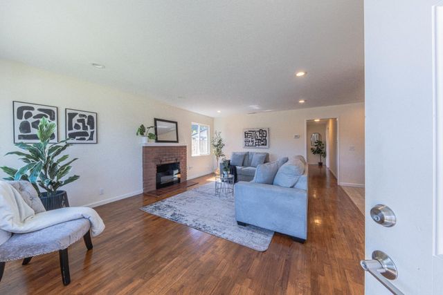 43 Saint Brendan Way, Salinas, CA 93906