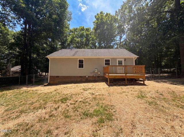 328 Thornwood Lane, Youngsville, NC 27596