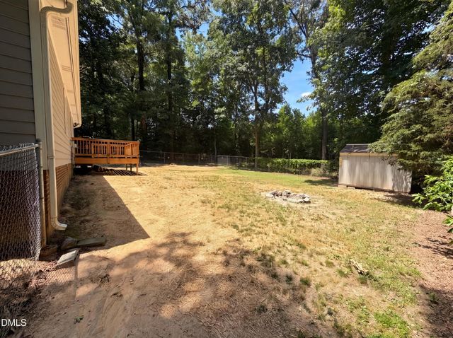 328 Thornwood Lane, Youngsville, NC 27596