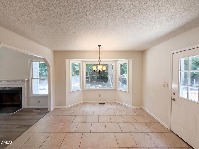 328 Thornwood Lane, Youngsville, NC 27596