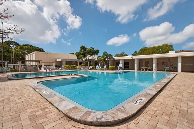 5705 80TH STREET N 309, St Petersburg, FL 33709