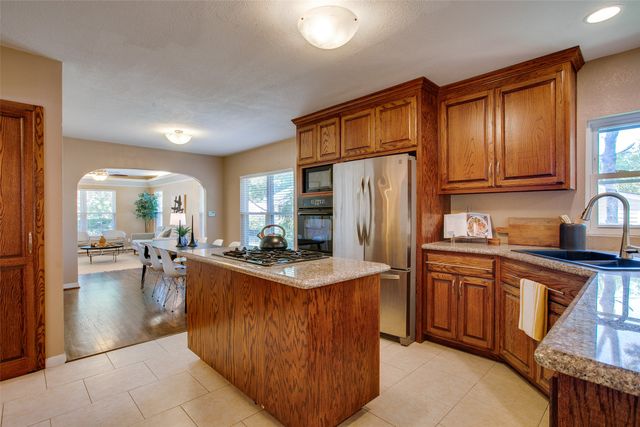1346 Michigan Avenue, Dallas, TX 75216