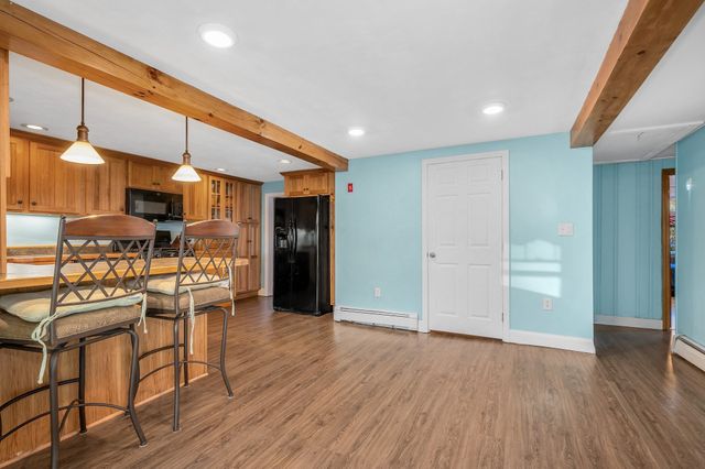 100 Hilltop Rd, Dracut, MA 01826