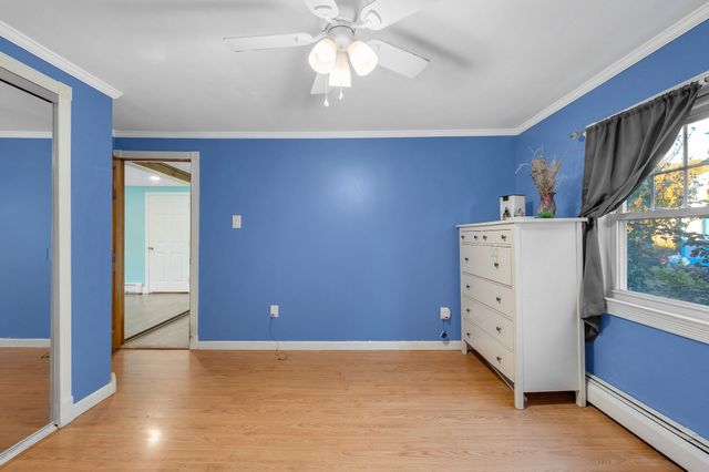 100 Hilltop Rd, Dracut, MA 01826