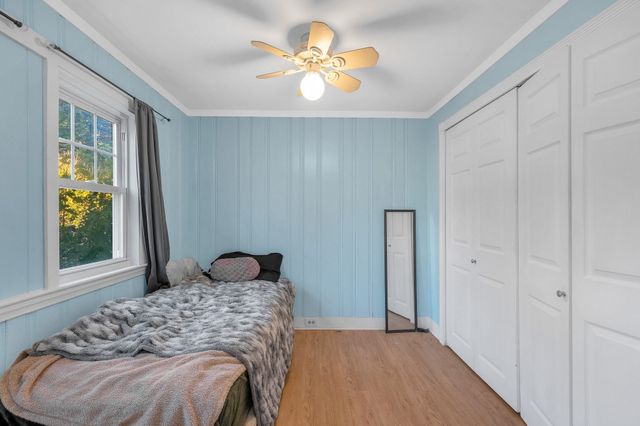 100 Hilltop Rd, Dracut, MA 01826