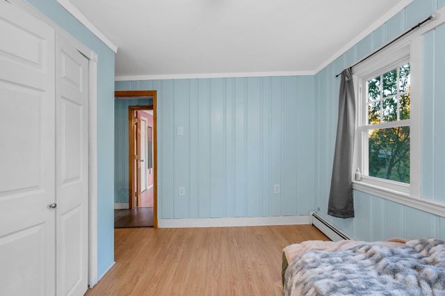 100 Hilltop Rd, Dracut, MA 01826