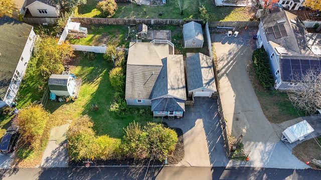 100 Hilltop Rd, Dracut, MA 01826