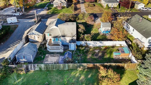 100 Hilltop Rd, Dracut, MA 01826