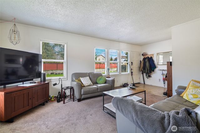 14807 50th Avenue W, Edmonds, WA 98026