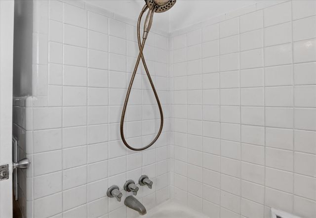 1614 Winsted Boulevard, Ann Arbor, MI 48103