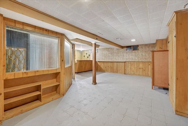 1614 Winsted Boulevard, Ann Arbor, MI 48103