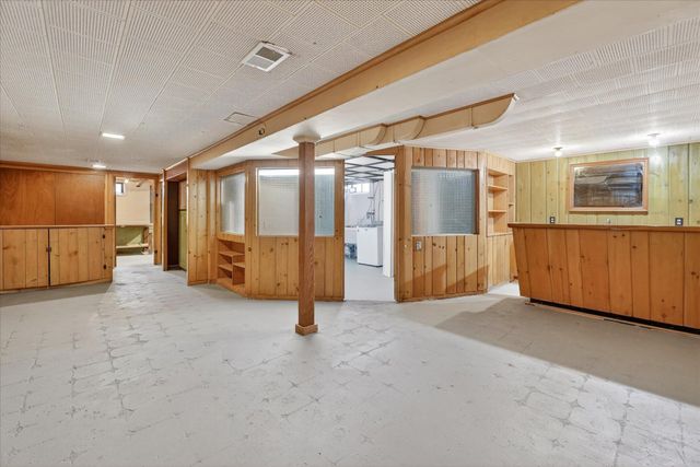 1614 Winsted Boulevard, Ann Arbor, MI 48103