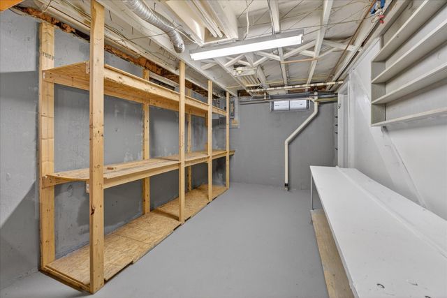 1614 Winsted Boulevard, Ann Arbor, MI 48103