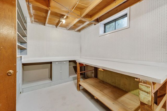 1614 Winsted Boulevard, Ann Arbor, MI 48103