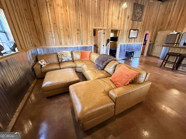 301 Beaver Dam Road, Toomsboro, GA 31090