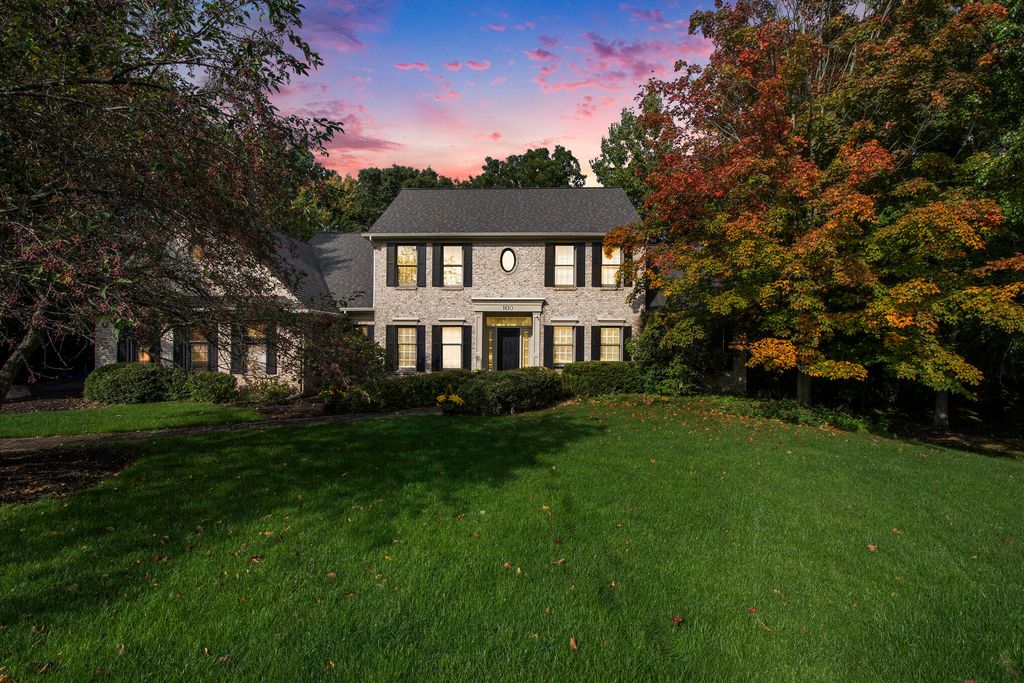 1610 Flowers Mill Drive NE, Grand Rapids, MI 49525