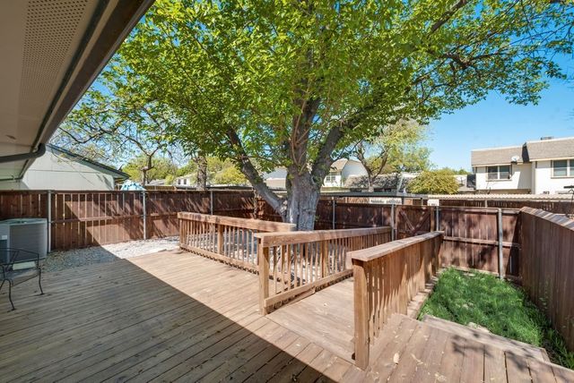 13737 Flagstone Lane, Dallas, TX 75240