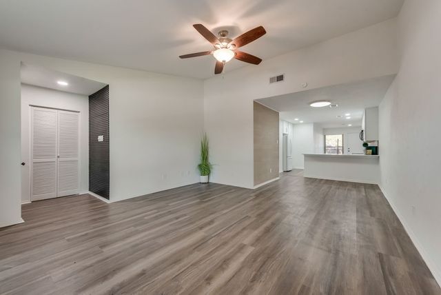 13737 Flagstone Lane, Dallas, TX 75240