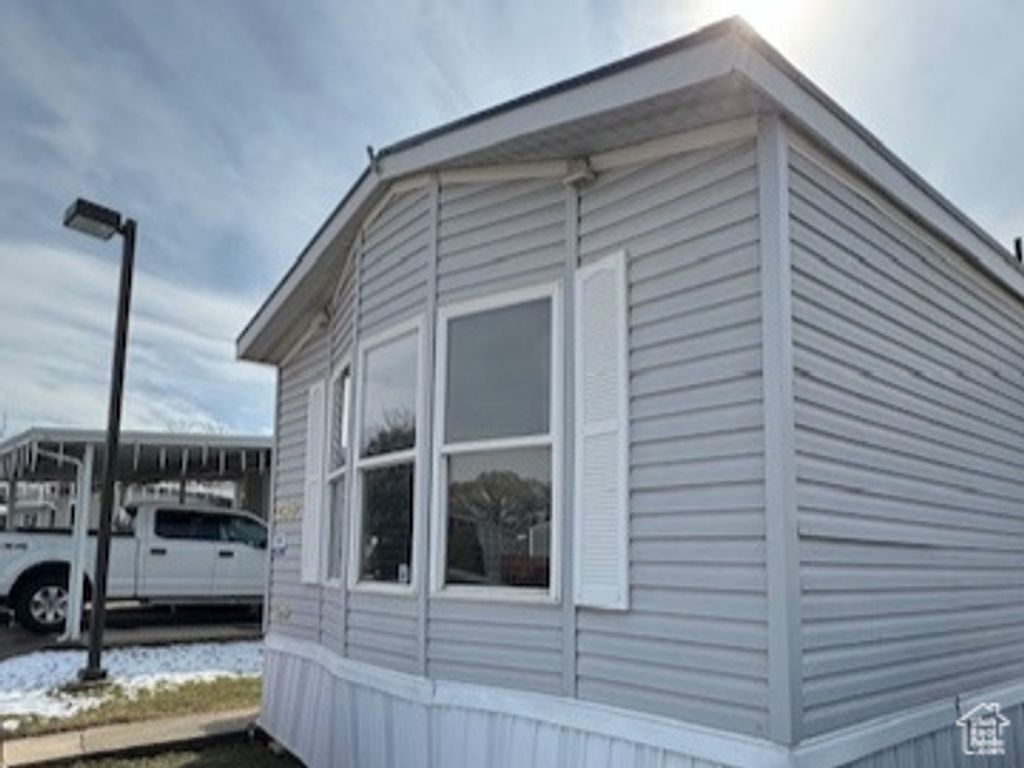 246 N GALAHAD ST, North Salt Lake, UT 84054