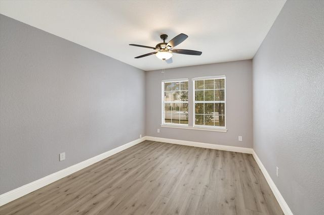 1911 Coachlamp DR, Cedar Park, TX 78613