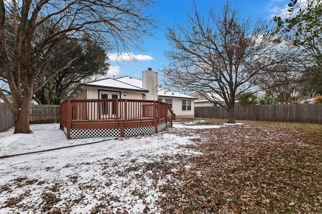 1911 Coachlamp DR, Cedar Park, TX 78613