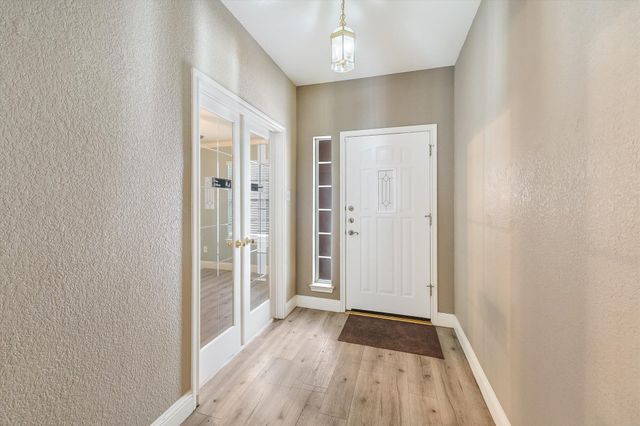 1911 Coachlamp DR, Cedar Park, TX 78613