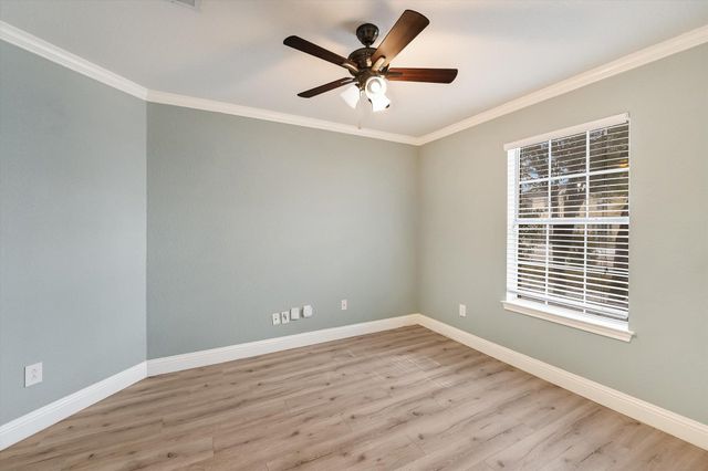 1911 Coachlamp DR, Cedar Park, TX 78613