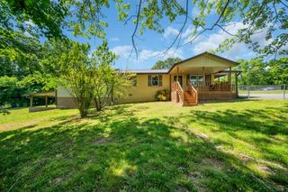 125 Lynn Ln, Charlotte, TN 37036