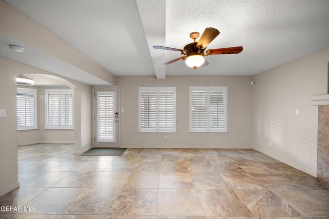 12592 Western Gull Drive, El Paso, TX 79928