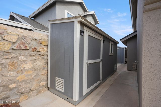 12592 Western Gull Drive, El Paso, TX 79928