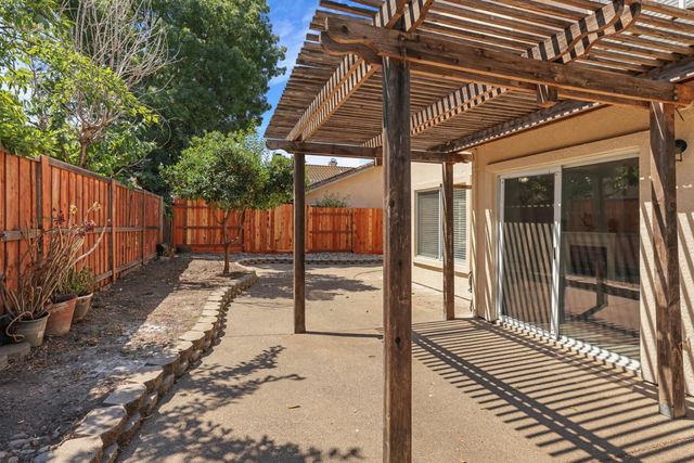 10245 Point Reyes, Stockton, CA 95209