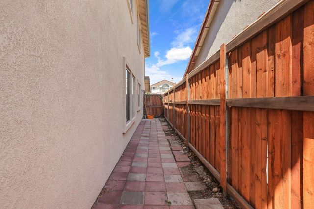 10245 Point Reyes, Stockton, CA 95209