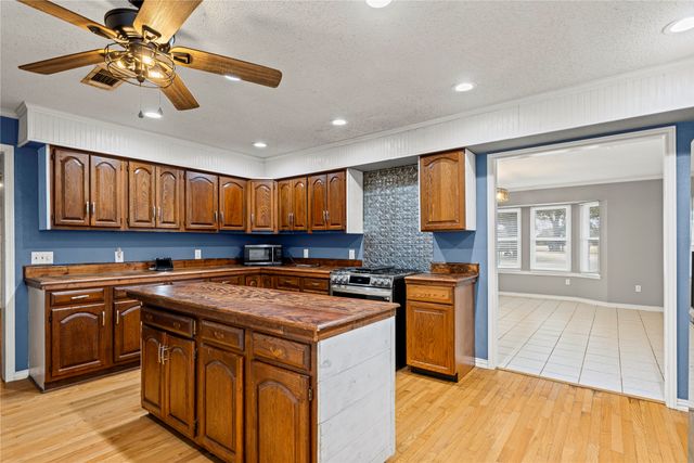 208 County Road 1080, Cooper, TX 75432