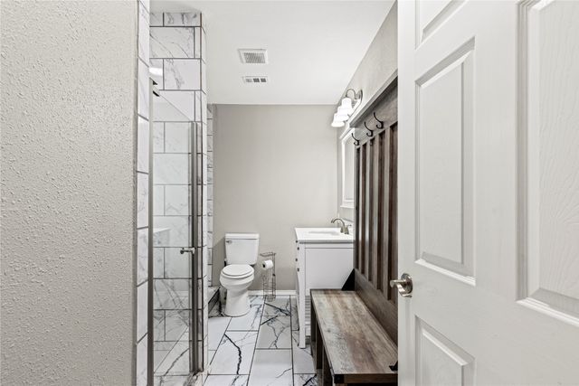 208 County Road 1080, Cooper, TX 75432